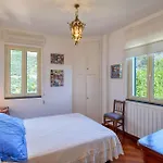 3 Bedroom Gorgeous In Apartmán Zoagli