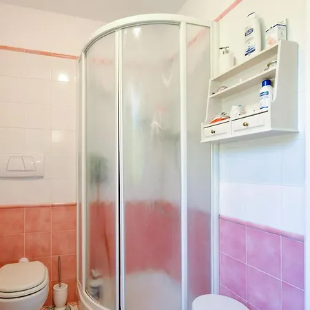 Διαμέρισμα 3 Bedroom Awesome In Zoagli