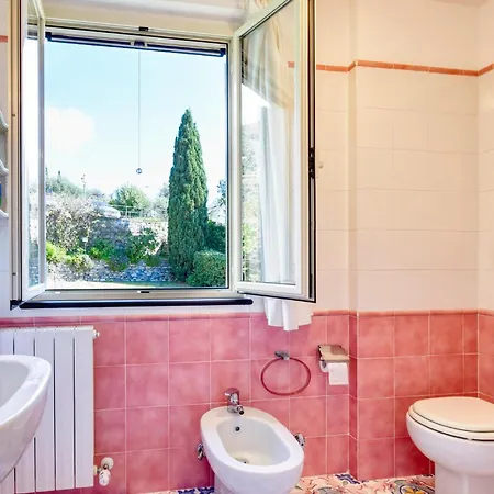 3 Bedroom Gorgeous In *