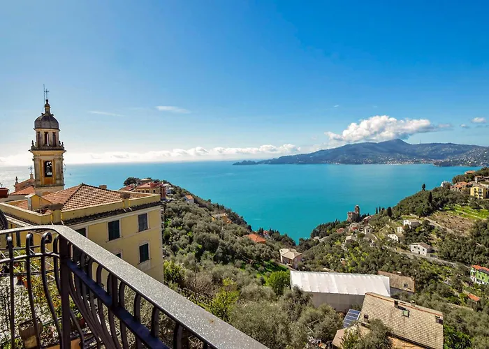 3 Bedroom Gorgeous In Zoagli
