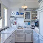 3 Bedroom Awesome Apartment In Zoagli