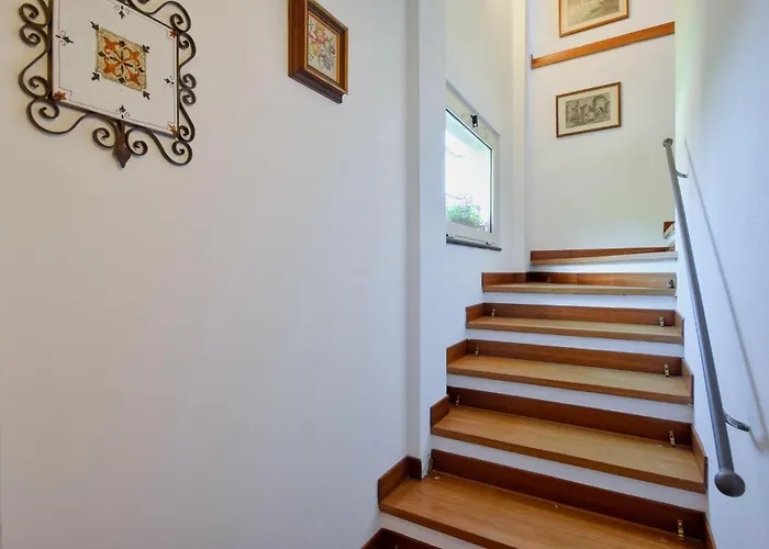 3 Bedroom Gorgeous In Lejlighed Zoagli