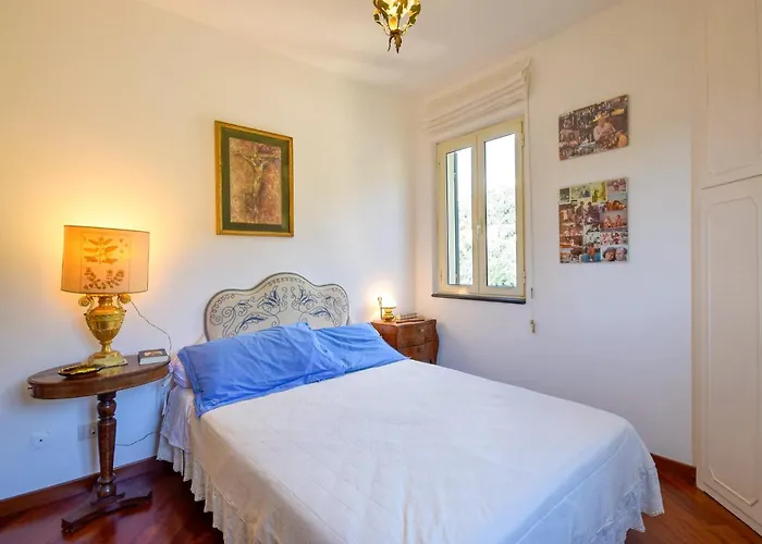 3 Bedroom Gorgeous In Zoagli
